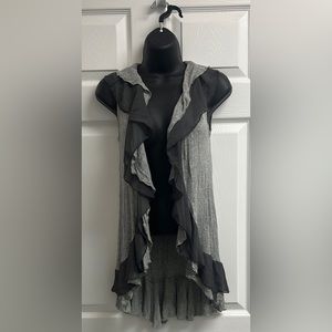 Gray ruffle vest EUC